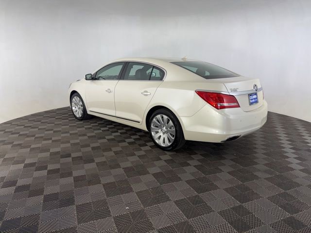 Used 2014 Buick LaCrosse Leather w/ Ultra Luxury Package AWD/4WD image 9