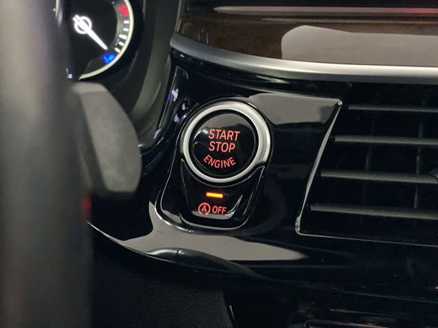 Used 2019 BMW 530i xDrive w/ Convenience Package image 22
