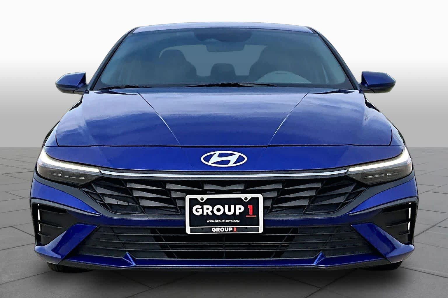Certified 2024 Hyundai Elantra SEL FWD image 4