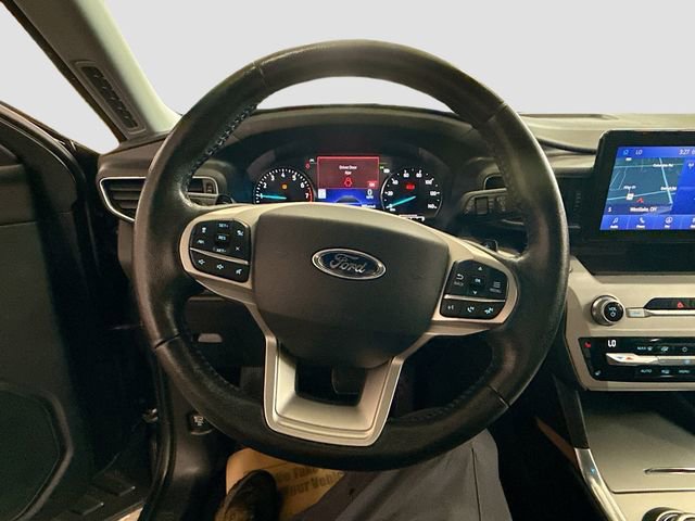Used 2020 Ford Explorer XLT w/ Equipment Group 202A image 9