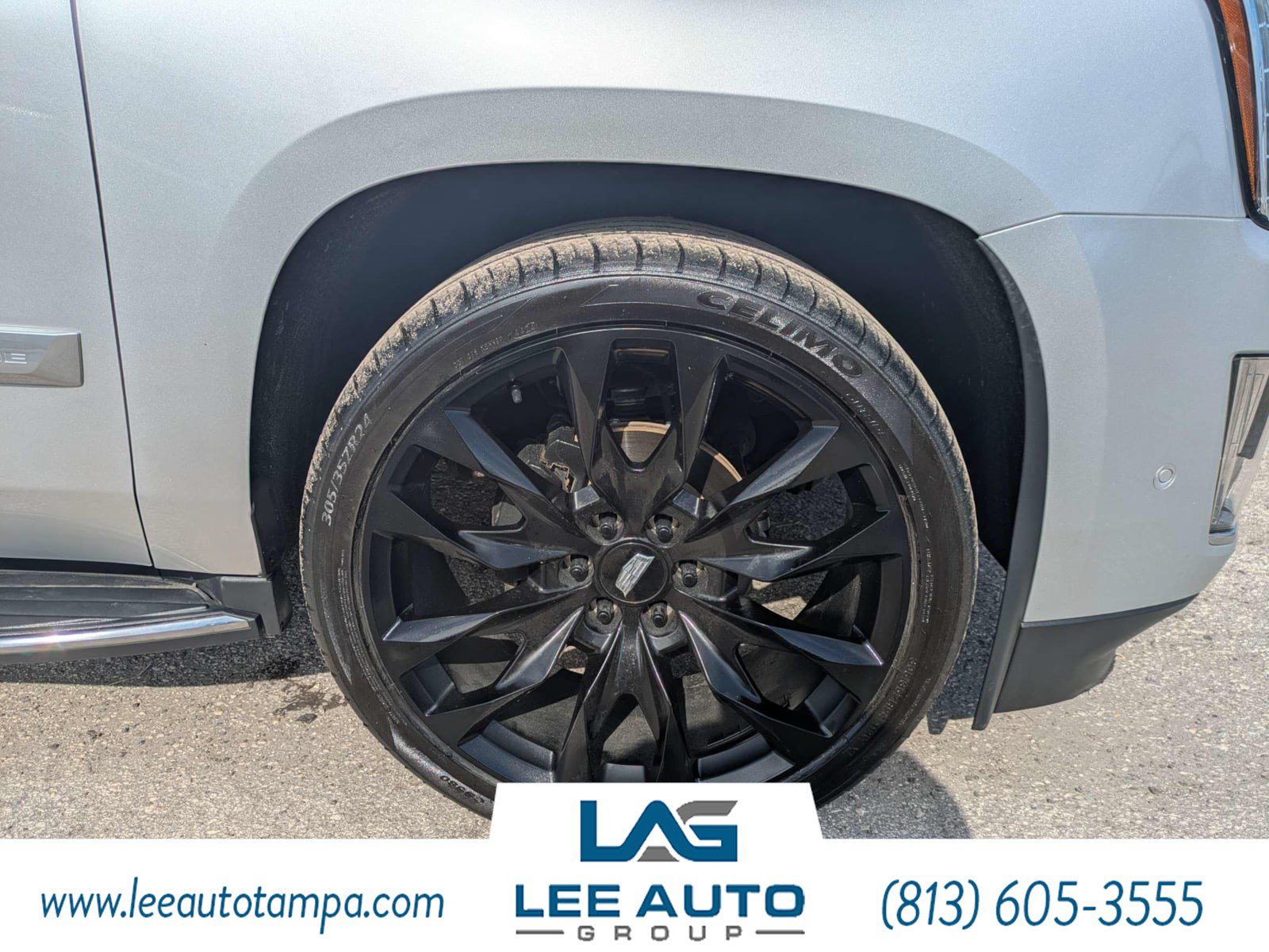 Used 2020 Cadillac Escalade Luxury RWD image 10