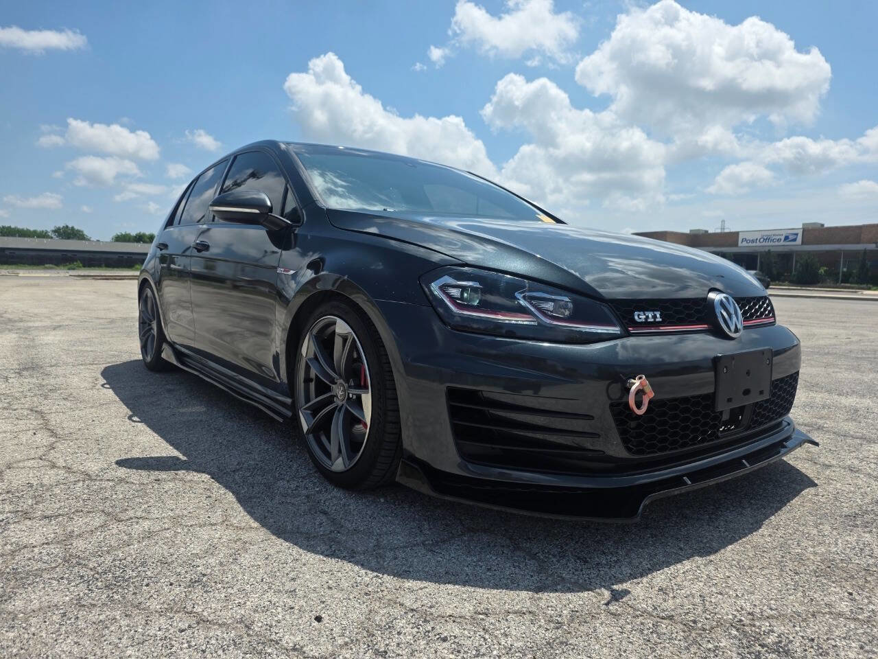 Used 2017 Volkswagen GTI Autobahn FWD image 2