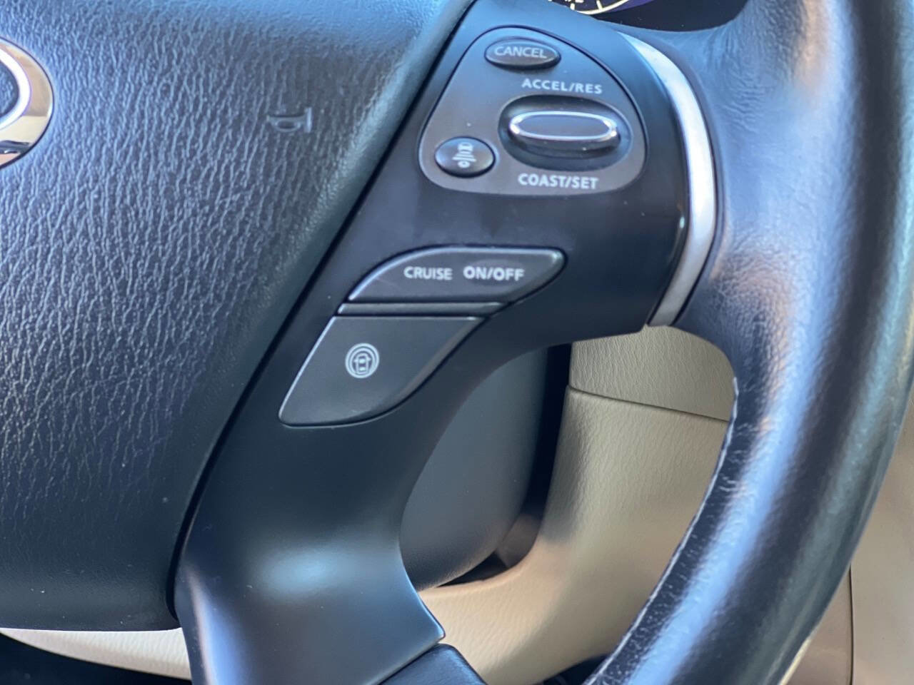 Used 2019 INFINITI QX60 Luxe w/ Essential Package image 23