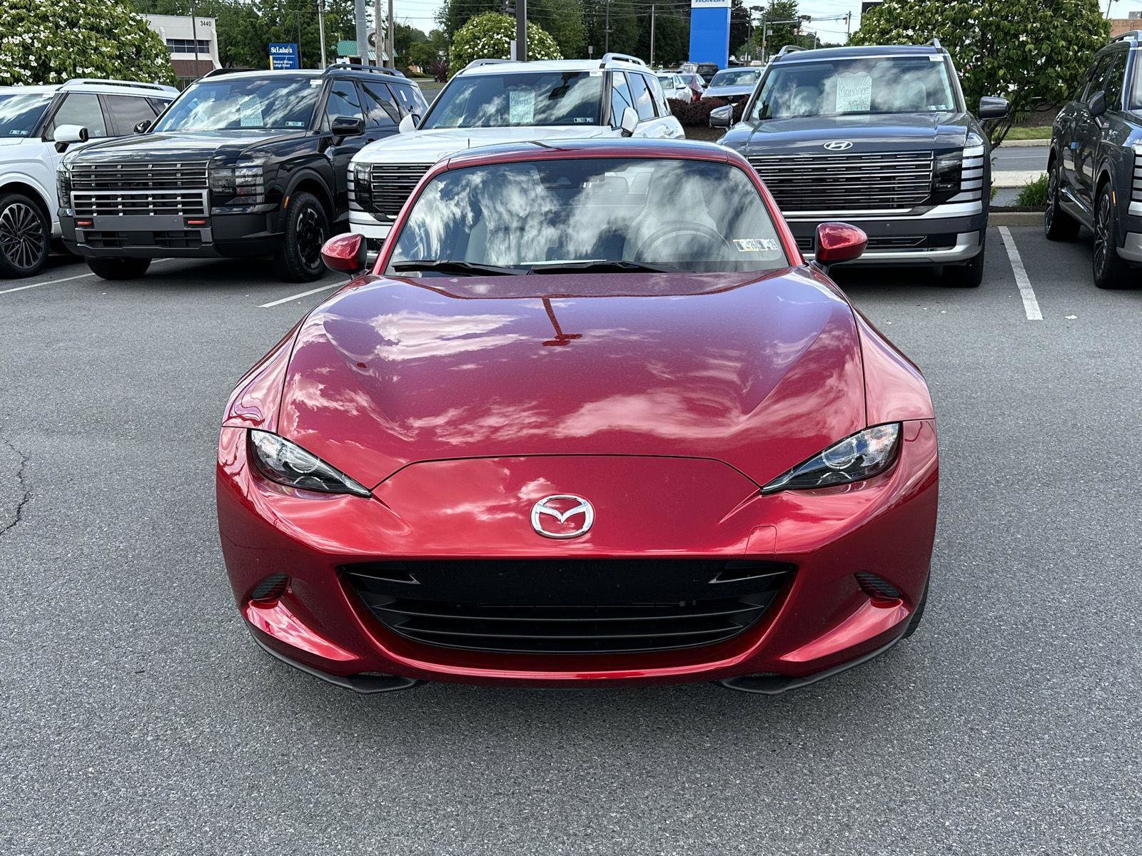 Used 2021 MAZDA MX-5 Miata RF Grand Touring RWD image 3