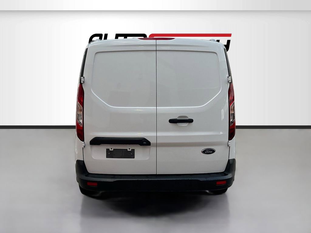 Used 2023 Ford Transit Connect XLT image 6