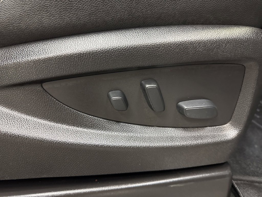 Used 2017 Chevrolet Silverado 2500 LTZ w/ Duramax Plus Package image 18