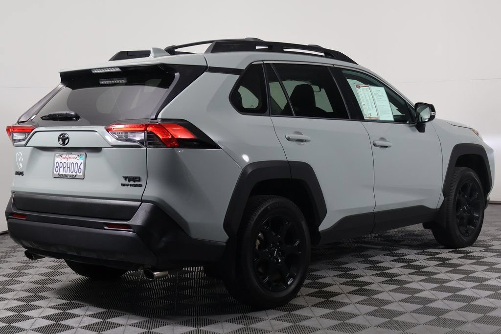 Used 2020 Toyota RAV4 TRD Off-Road w/ TRD Off-Road Weather Package AWD/4WD image 4