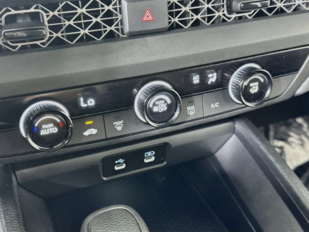 Used 2025 Honda Accord LX image 25