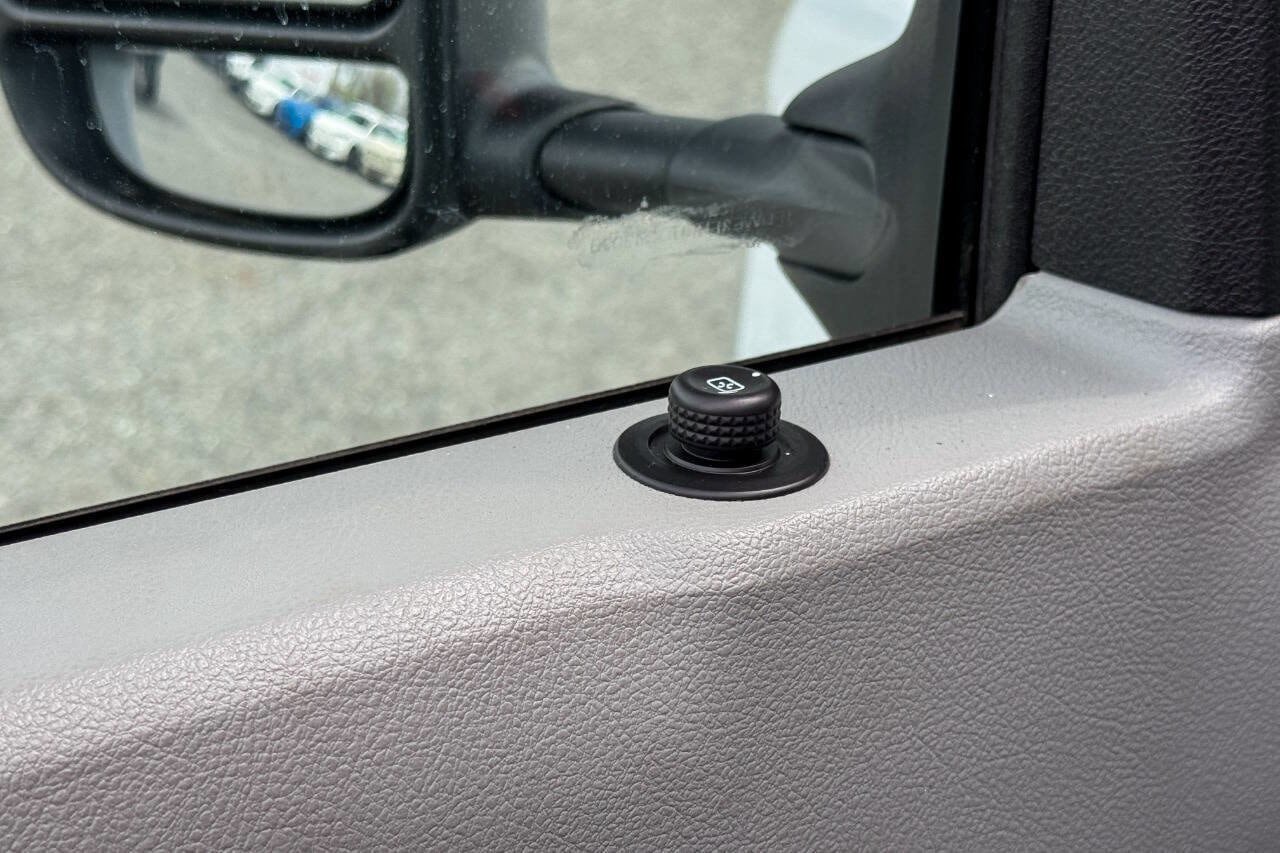 Used 2022 Ford E-350 and Econoline 350 Super Duty w/ Power Windows & Locks Group RWD image 26