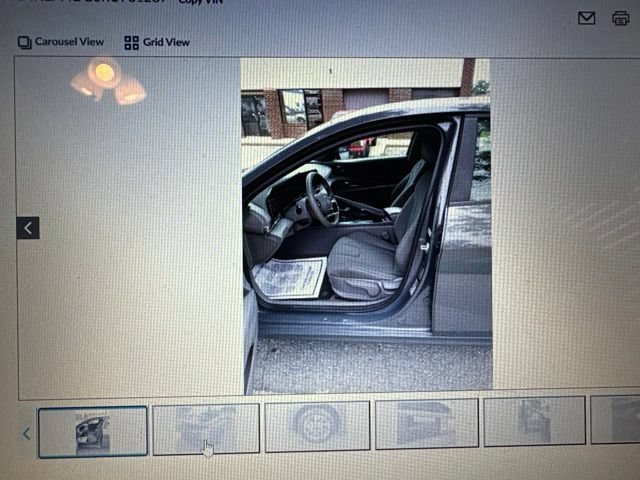 Used 2024 Hyundai Elantra SEL FWD image 6