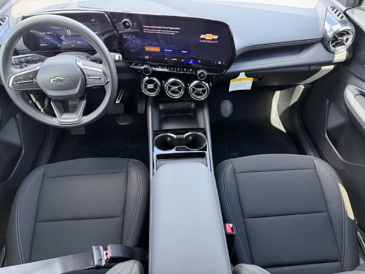 New 2027 Chevrolet Blazer EV LT w/ Midnight/Sport Edition FWD image 11