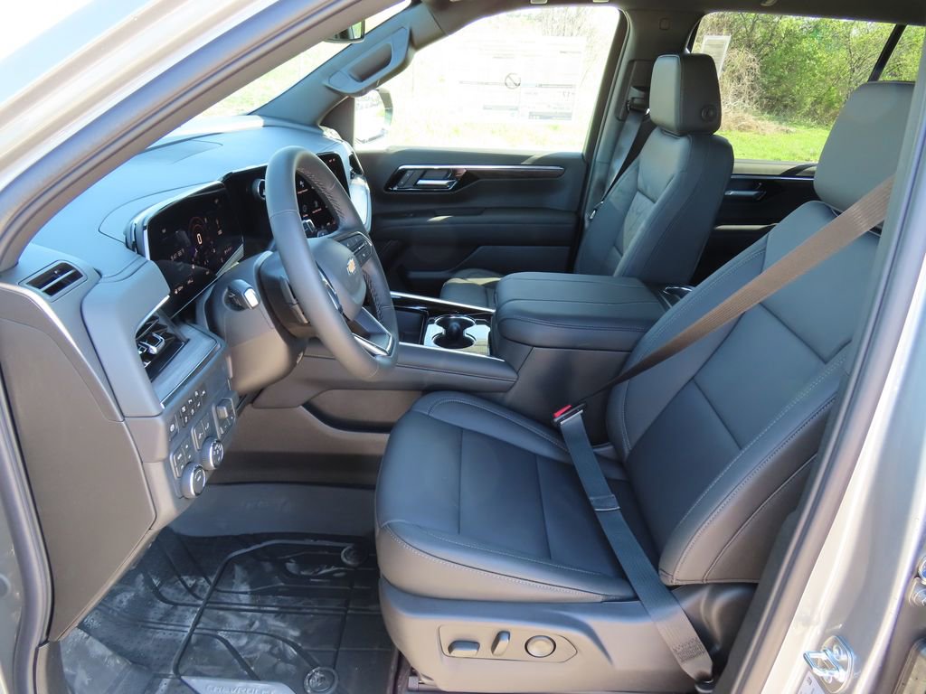 New 2026 Chevrolet Tahoe LT w/ Comfort Package AWD/4WD image 24