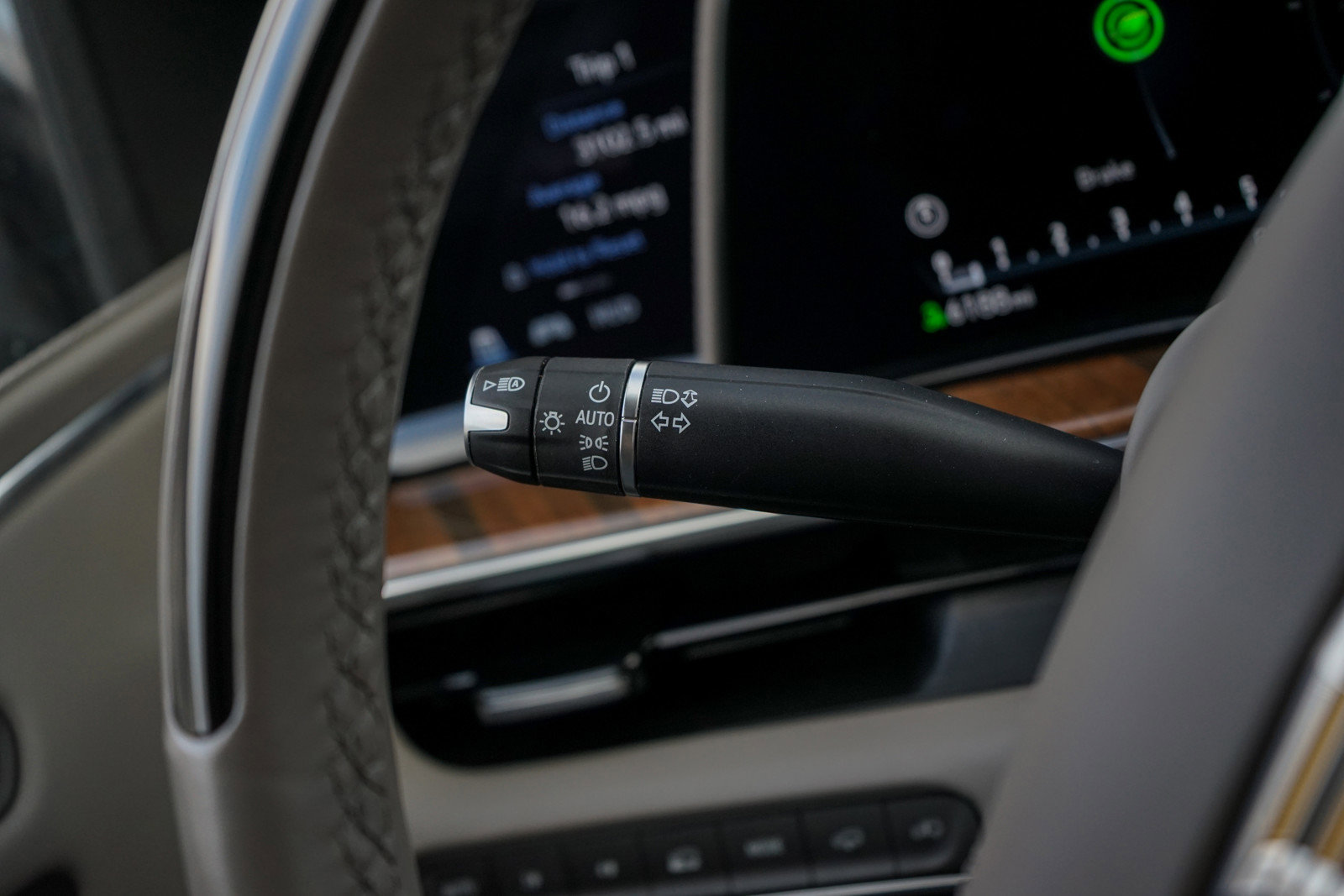 Used 2024 Cadillac Escalade ESV Sport Platinum image 22