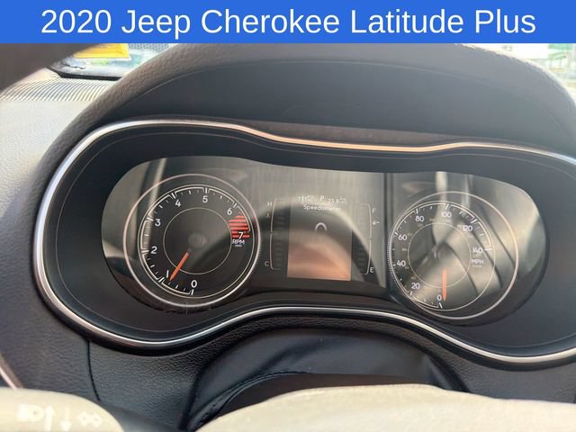Used 2020 Jeep Cherokee Latitude Plus w/ Comfort/Convenience Group AWD/4WD image 28