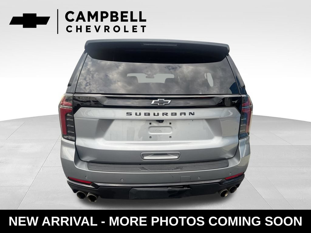 Used 2025 Chevrolet Suburban Z71 AWD/4WD image 4