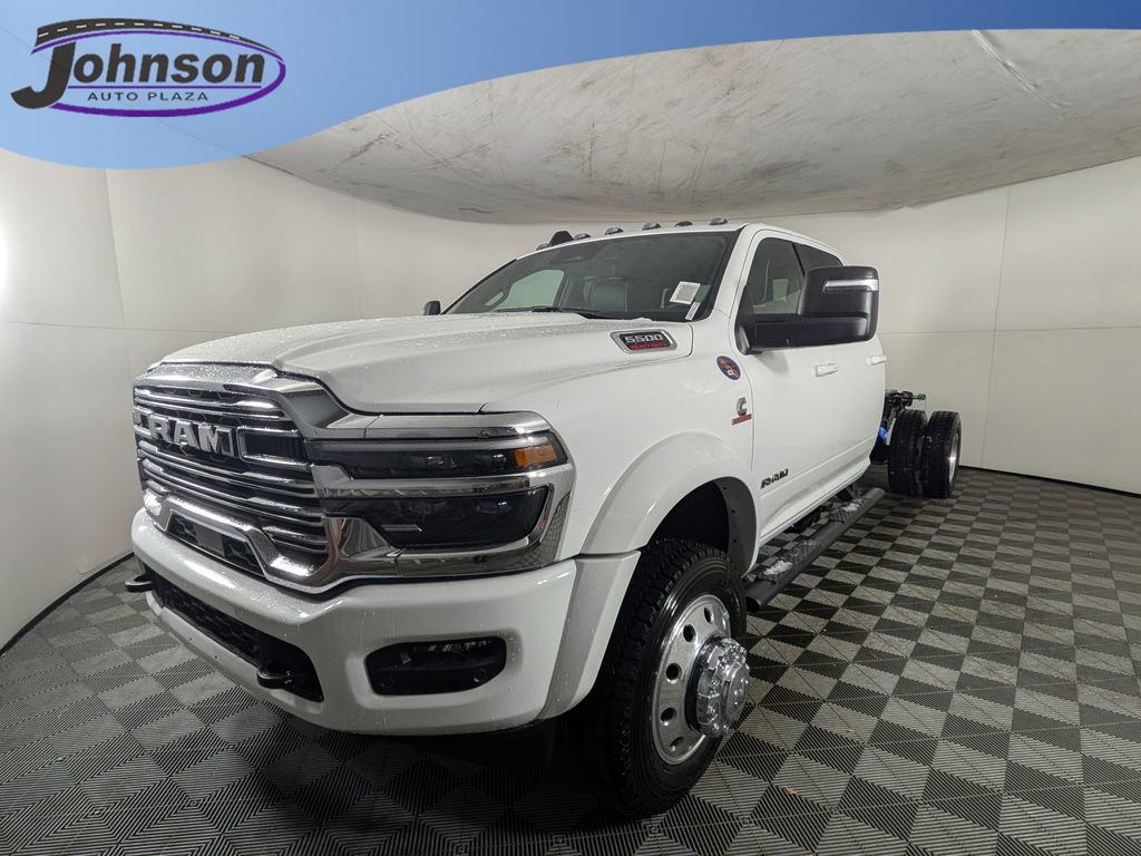 New 2026 RAM 5500 4x4 Crew Cab w/ Laramie Trim Package
