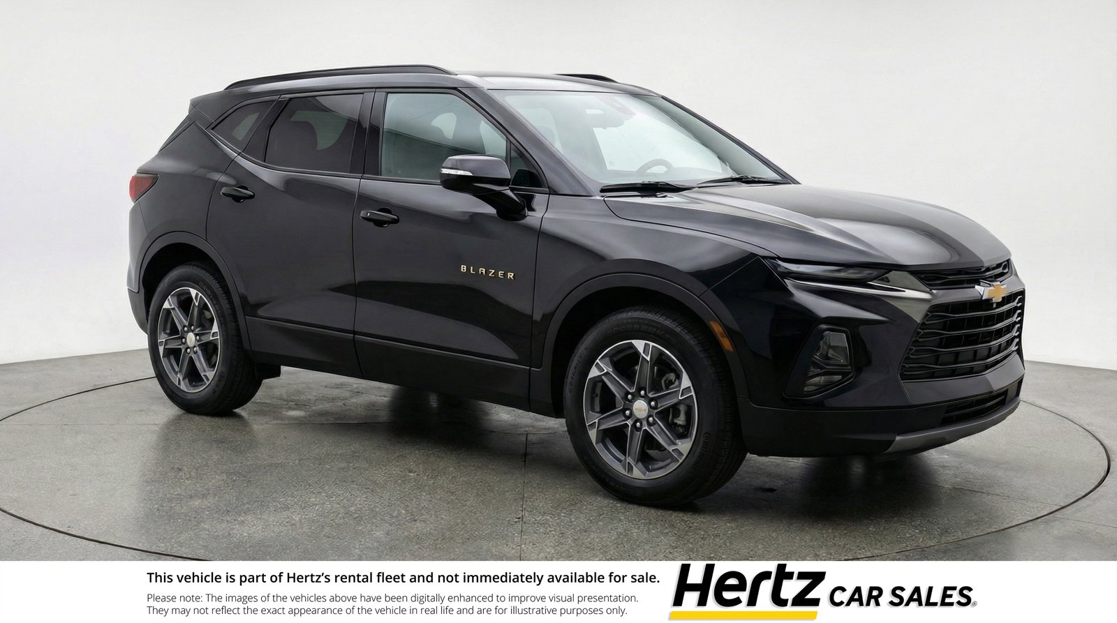 Used 2025 Chevrolet Blazer LT image 1