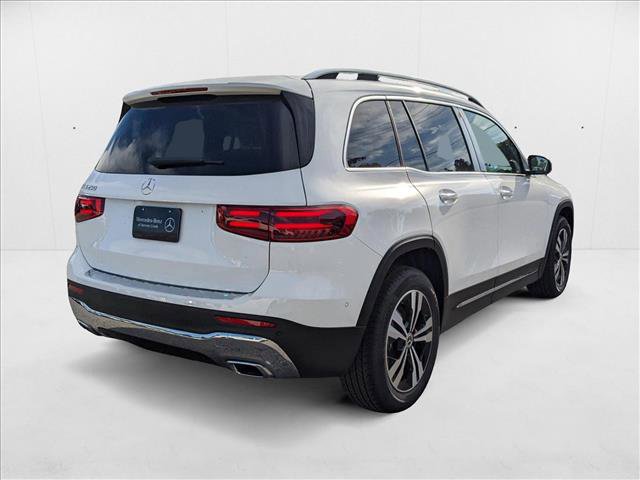New 2025 Mercedes-Benz GLB 250 image 2