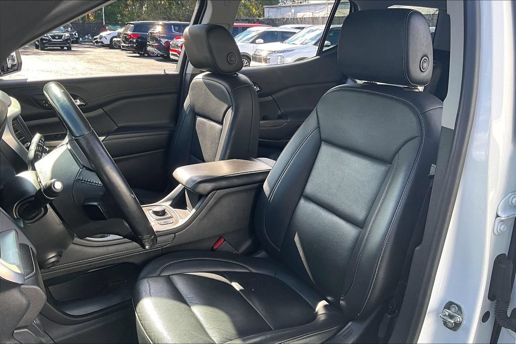 Used 2022 GMC Acadia SLT w/ Technology Package FWD image 20
