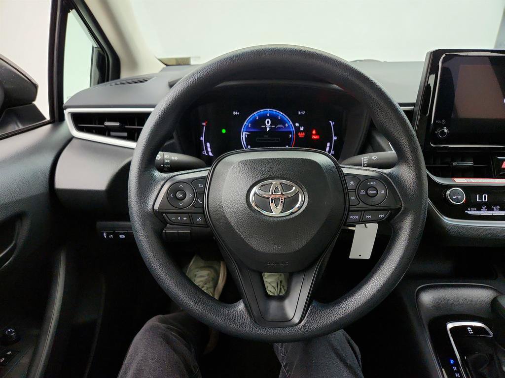 Used 2026 Toyota Corolla LE FWD image 17