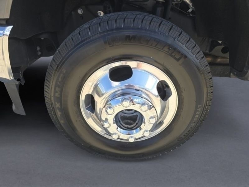 Used 2024 Ford F350 XLT image 24