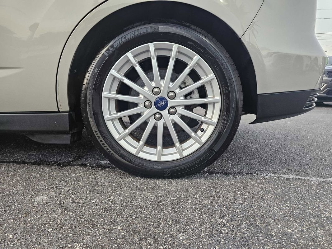 Used 2015 Ford C-MAX SEL w/ Equipment Group 303A image 4