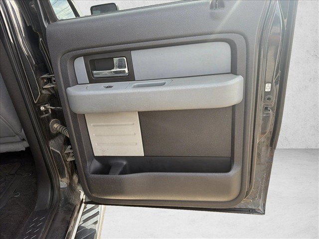 Used 2013 Ford F150 XLT w/ XLT Chrome Pkg RWD image 17