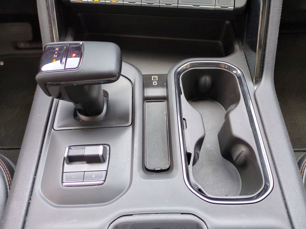 Used 2023 GMC Sierra 1500 AT4 w/ Technology Package image 24