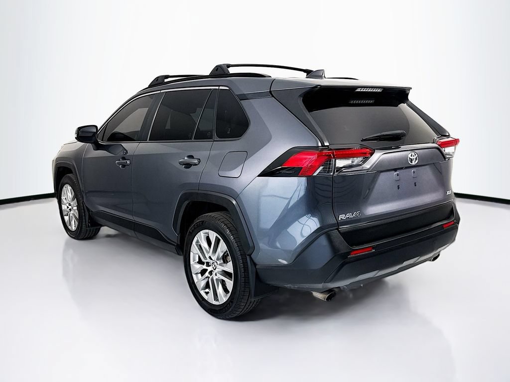 Used 2023 Toyota RAV4 XLE Premium FWD image 7
