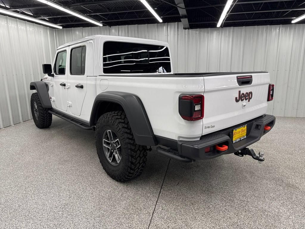 Used 2025 Jeep Gladiator Mojave w/ Convenience Group AWD/4WD image 4
