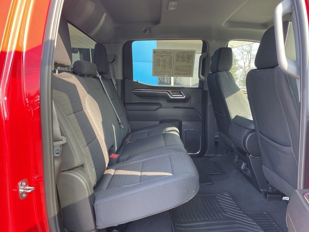 Used 2024 Chevrolet Silverado 1500 LT image 31