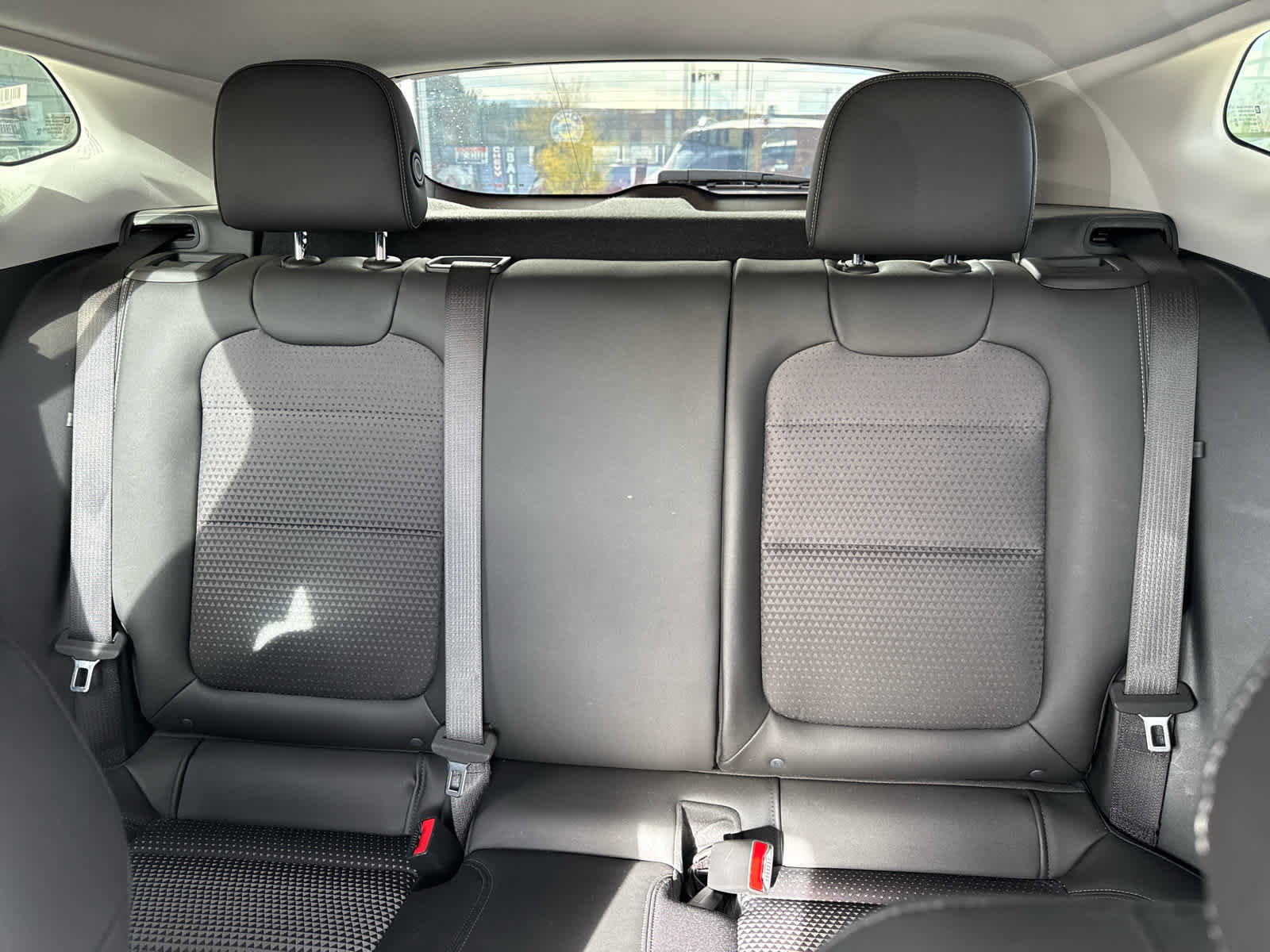 Certified 2025 Chevrolet Trax LT w/ LT Convenience Package image 23