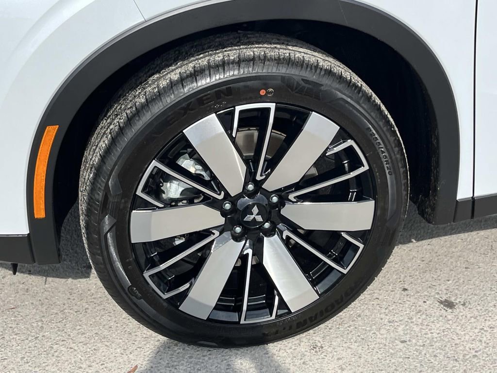 New 2026 Mitsubishi Outlander SE FWD image 9