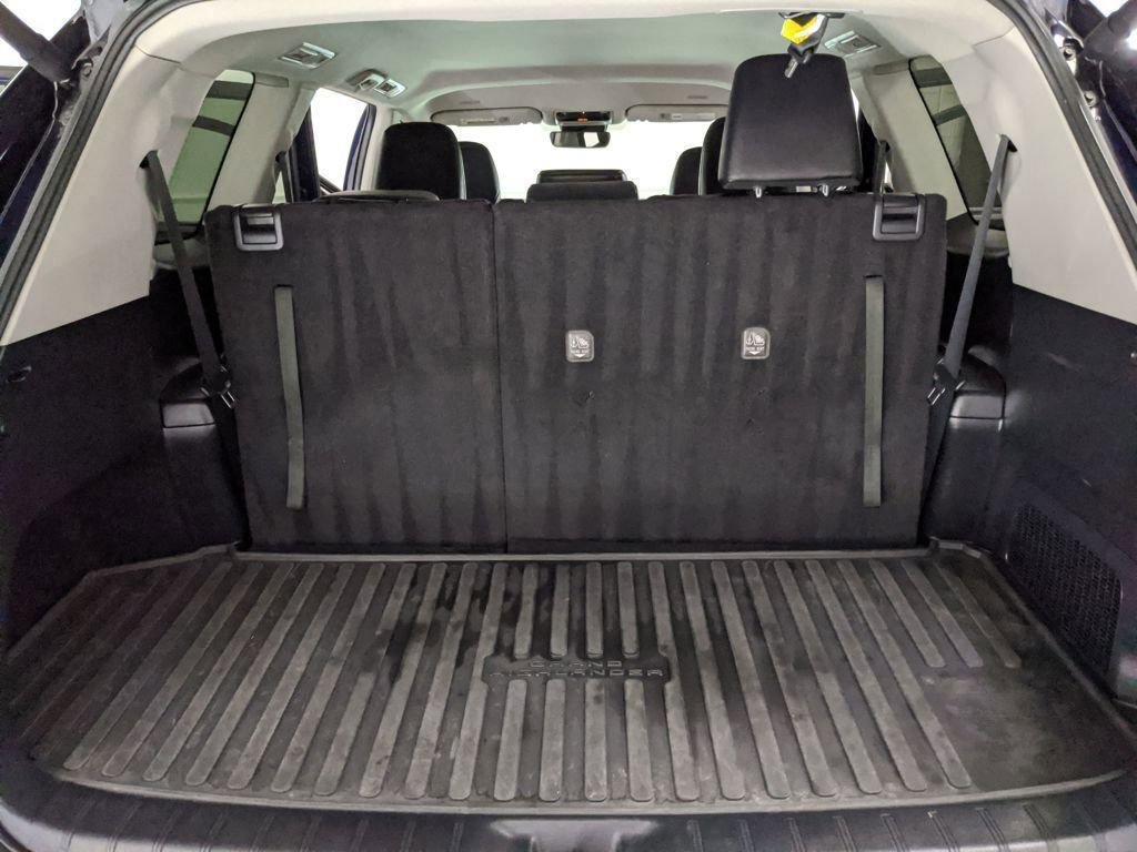 Used 2024 Toyota Grand Highlander AWD image 20
