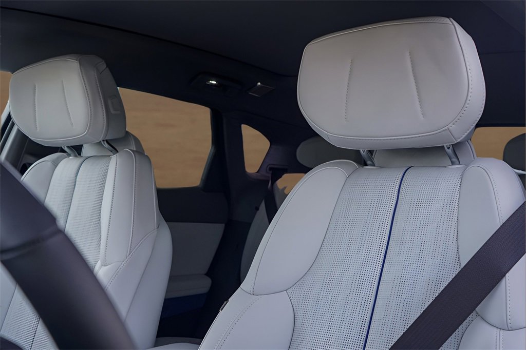 New 2026 Cadillac Optiq Sport 2 image 11