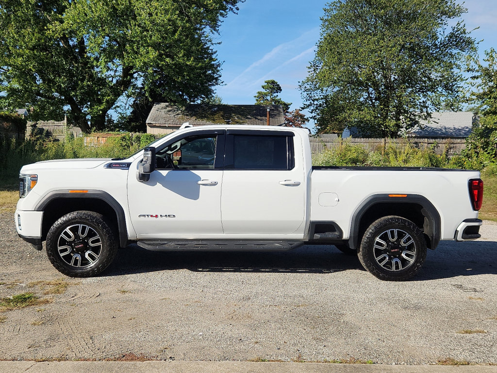 Used 2022 GMC Sierra 2500 AT4 w/ AT4 Premium Plus Package image 2