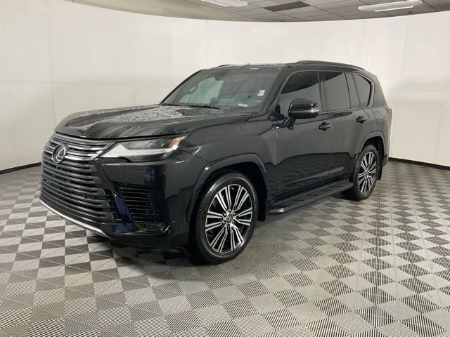 Used 2023 Lexus LX 600 4WD w/ Appearance Package