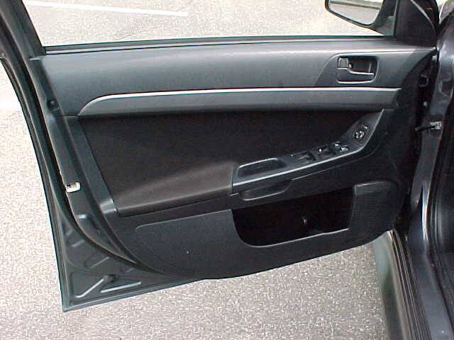 Used 2010 Mitsubishi Lancer ES FWD image 16