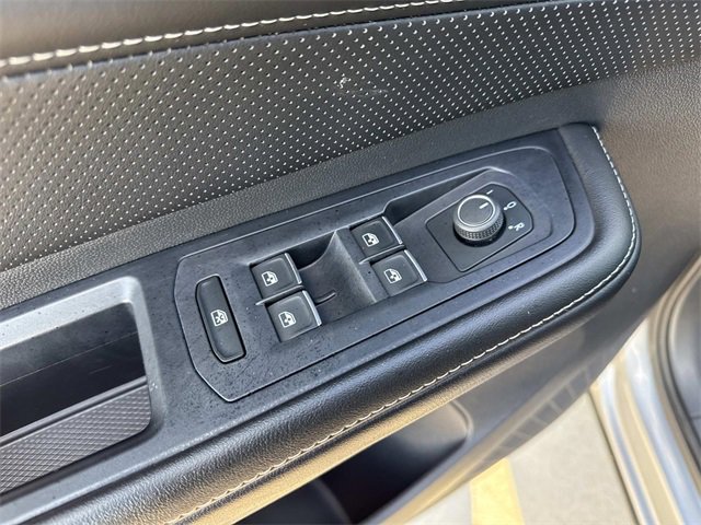 Certified 2024 Volkswagen Atlas Cross Sport SE image 11