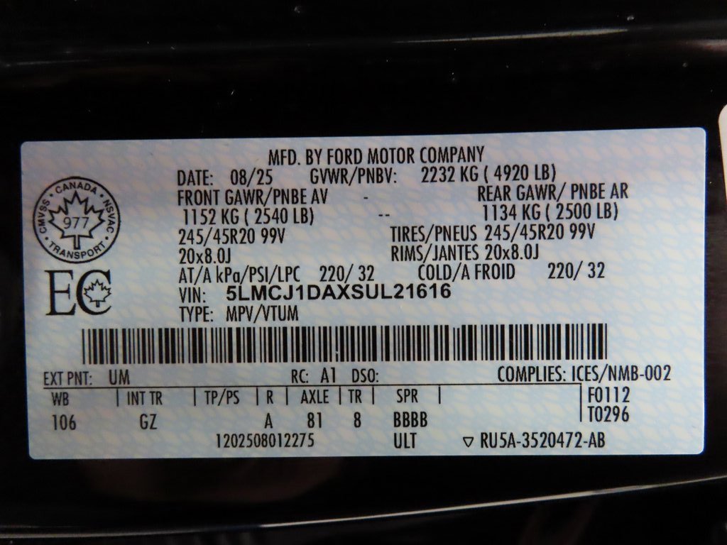 Used 2025 Lincoln Corsair Premiere w/ Jet Appearance Package image 69