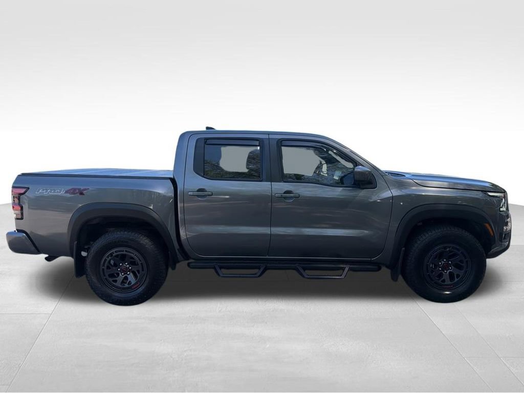 Used 2025 Nissan Frontier PRO-4X AWD/4WD image 7