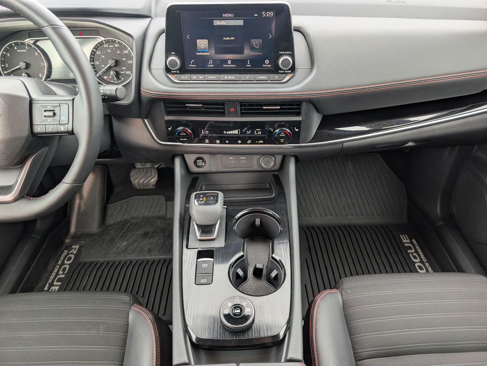 Used 2026 Nissan Rogue SV AWD/4WD image 7