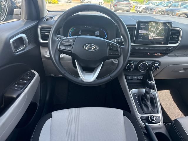 Certified 2026 Hyundai Venue SEL FWD image 13