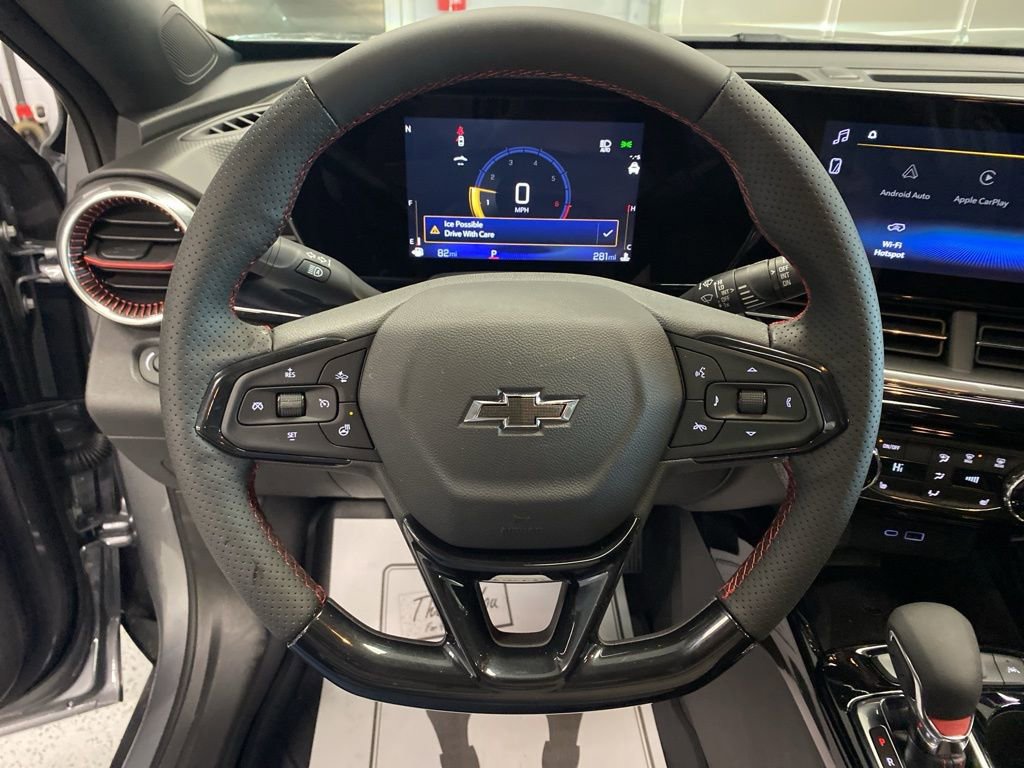 New 2026 Chevrolet Trax RS w/ Sunroof Package image 17