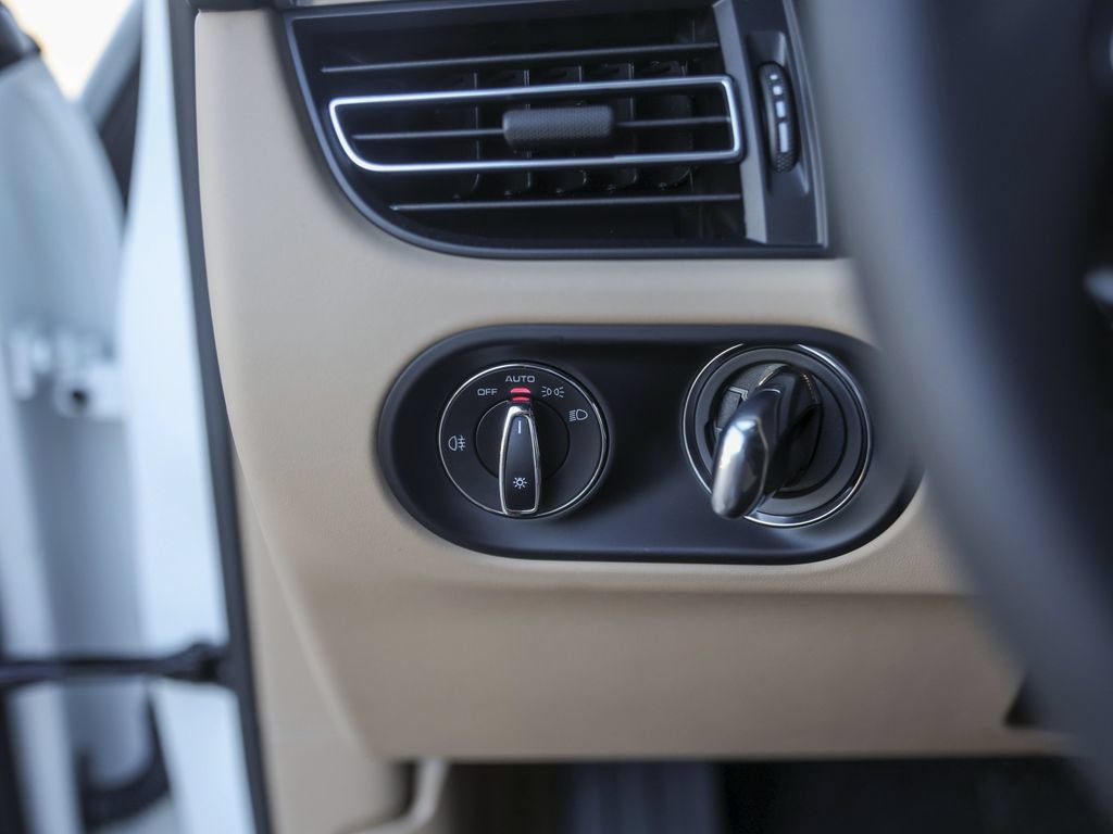 New 2026 Porsche Macan S AWD/4WD image 23