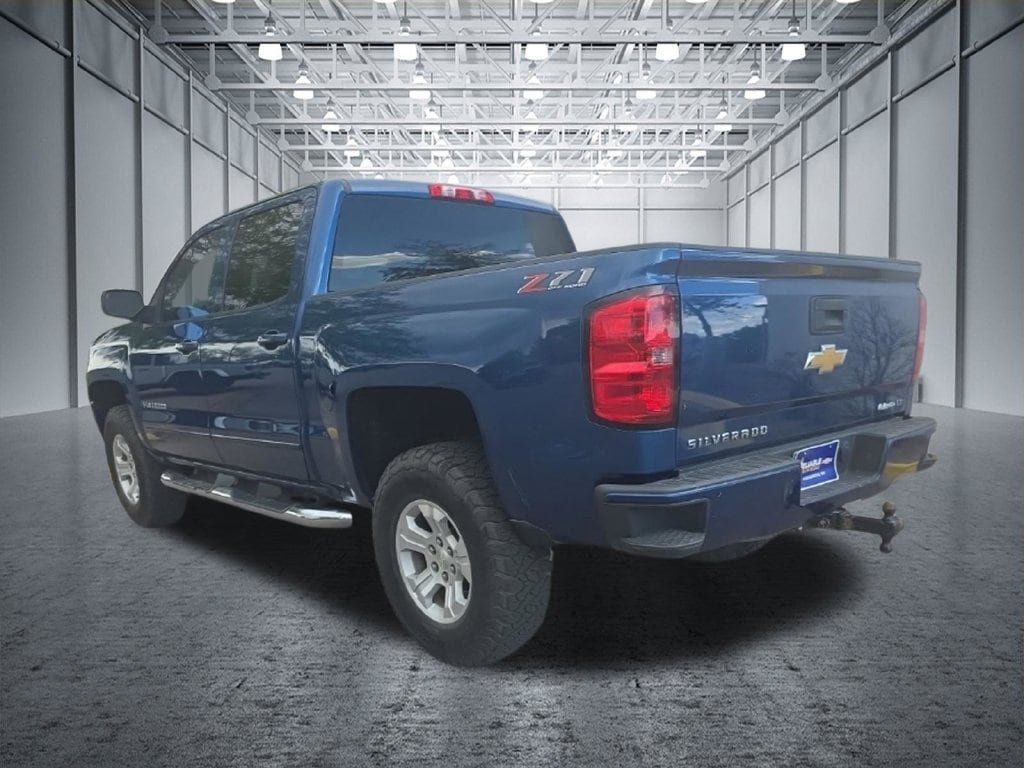 Used 2018 Chevrolet Silverado 1500 LT w/ All Star Edition AWD/4WD image 6