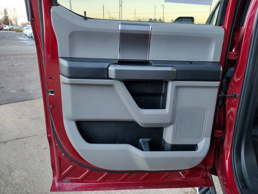 Used 2016 Ford F150 XLT w/ Equipment Group 301A Mid image 22