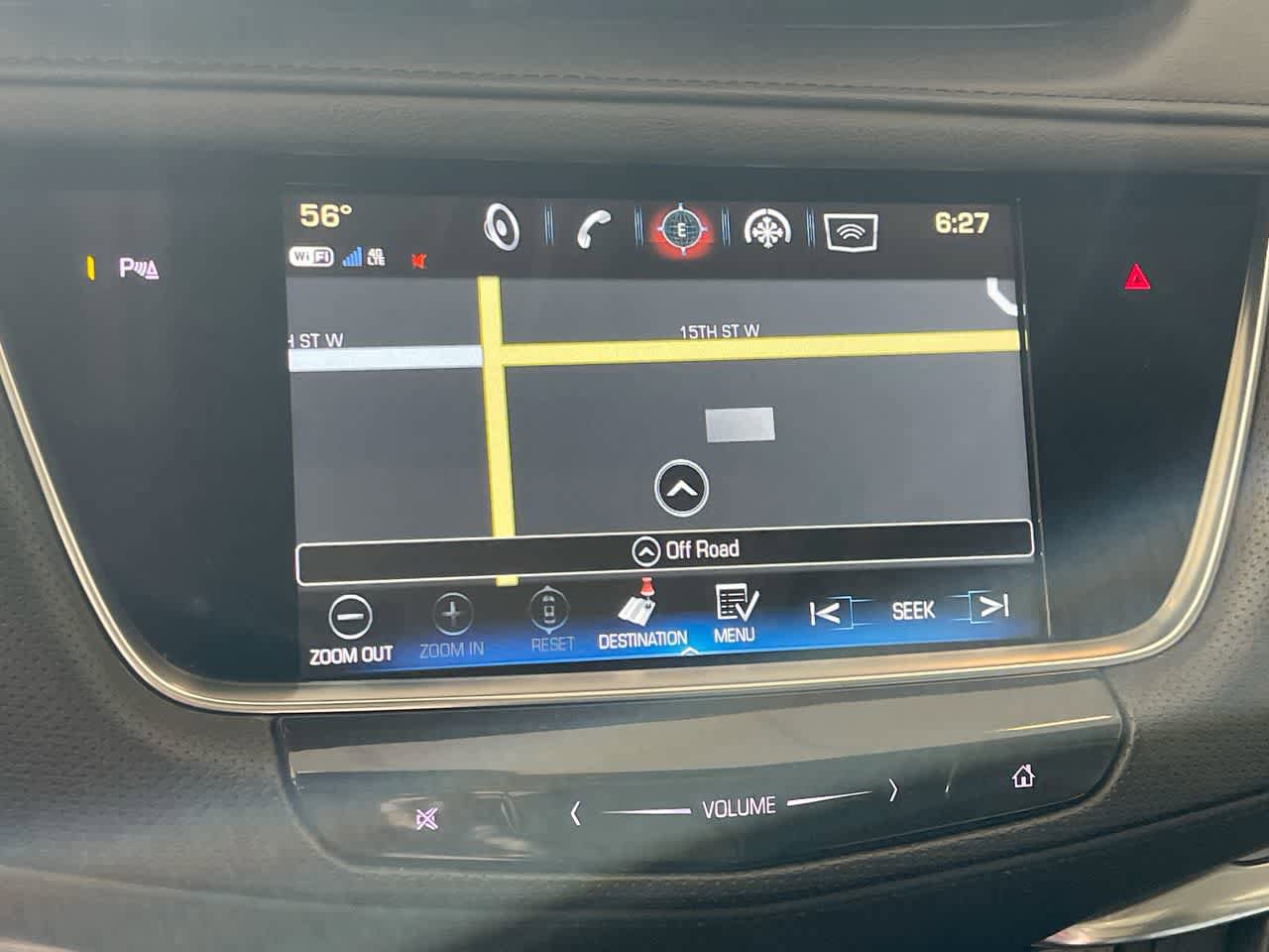 Used 2018 Cadillac XT5 Luxury w/ Driver Awareness Package AWD/4WD image 18