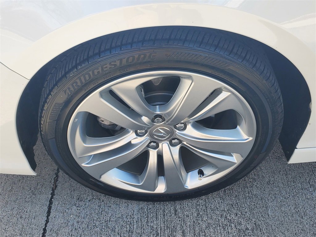 Used 2023 Acura TLX w/ Technology Package image 4