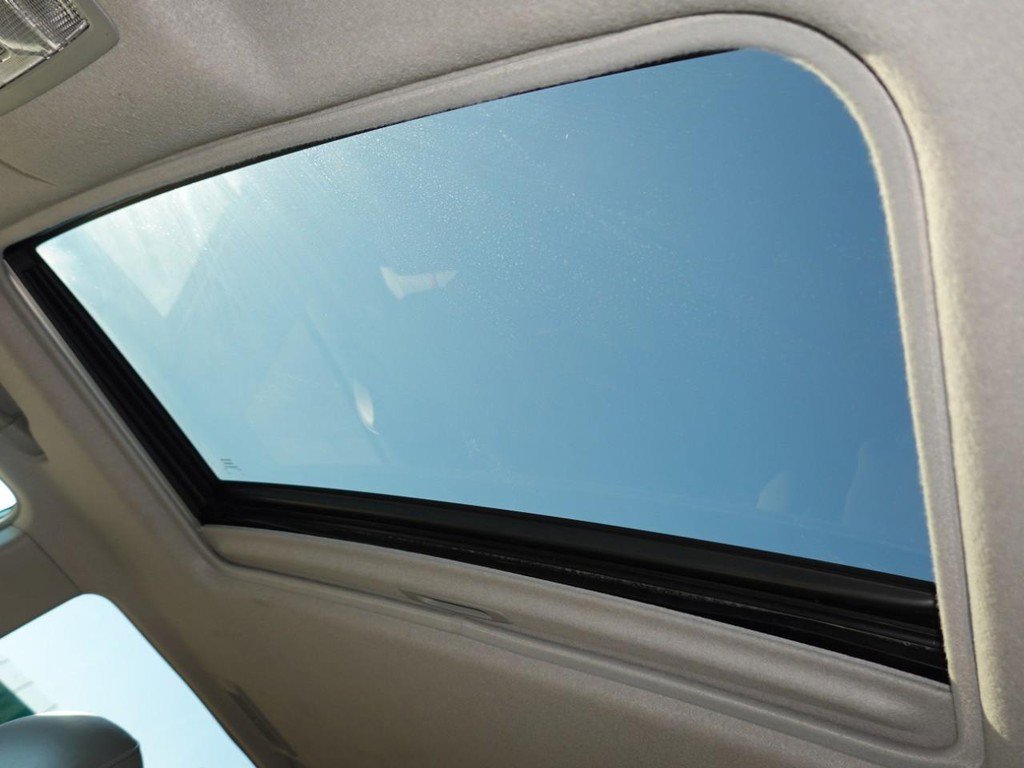 Used 2010 Toyota Highlander Limited image 17